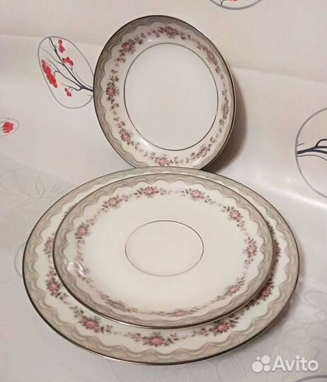Чайный фарфоровый сервиз Noritake Rose China
