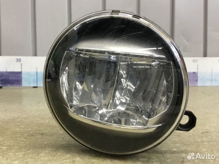 Фара противотуманная правая Toyota Land Cruiser (2