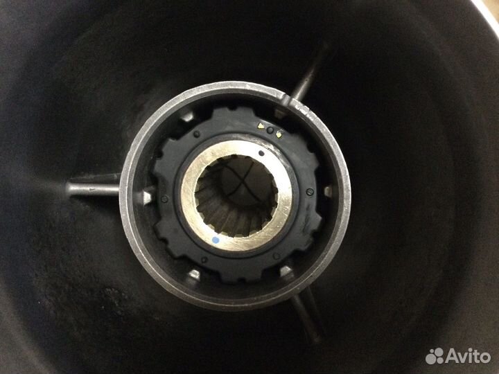 Винт ориг.Yamaha FL300-350 15 1/2*19 L