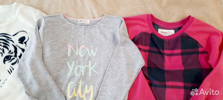 Свитеры кофты 140, 146, 158 для девочки