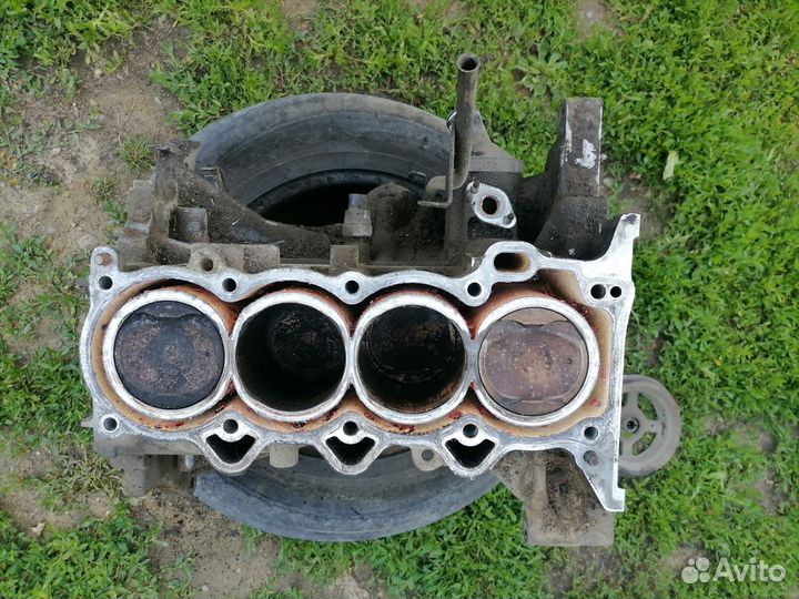 Двигатель на запчасти 1NZ-FE