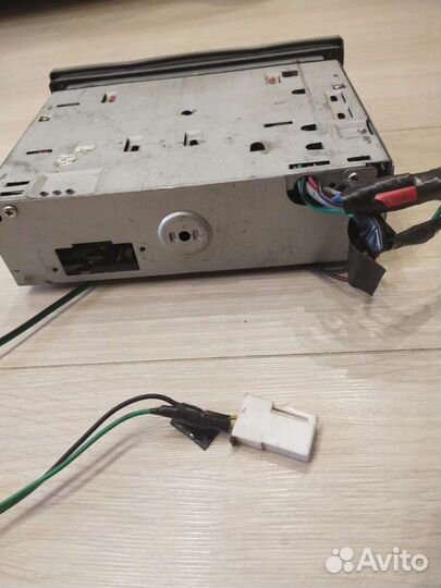 Автомагнитола Vitek