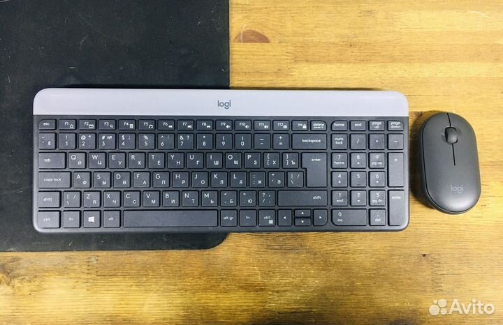 Logitech Slim Wireless Desktop MK470