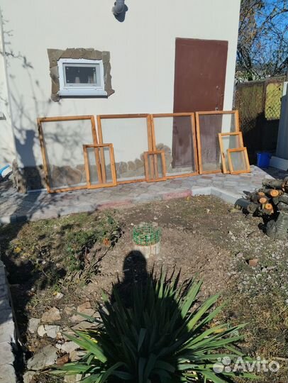 Деревянная оконная рама бу