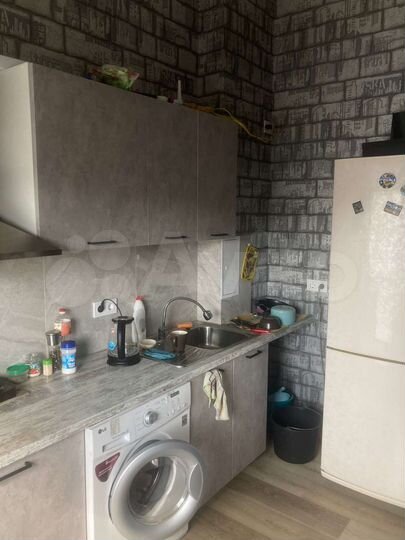 2-к. квартира, 37 м², 3/3 эт.