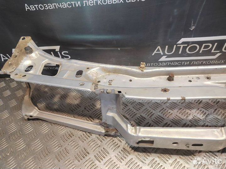 Верхняя рамка телевизора Volkswagen Passat B3