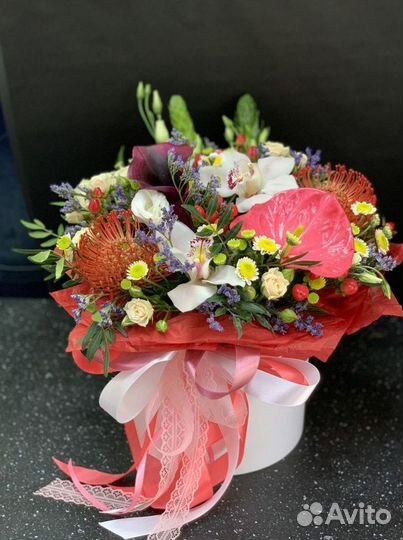 Пышный букет цветов с доставкой