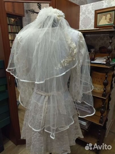 Свадебное платье и фата винтажные