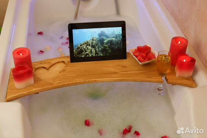 Столик для ванной