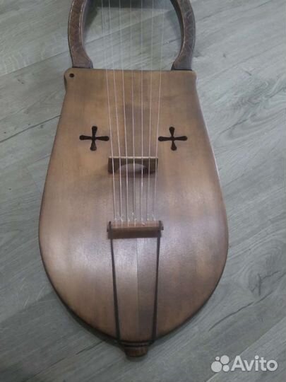 Кравик лира