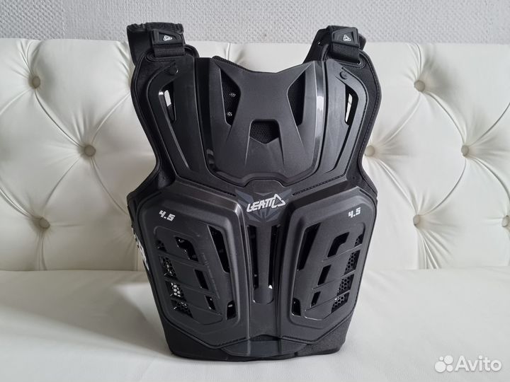 Новый эндуро панцирь Leatt Chest Protector 4.5 Bla