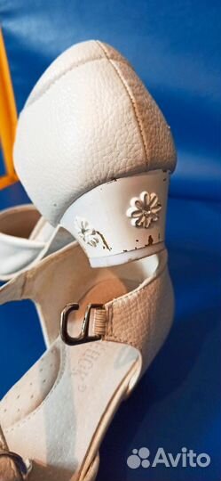 Туфли для девочки 34 размер