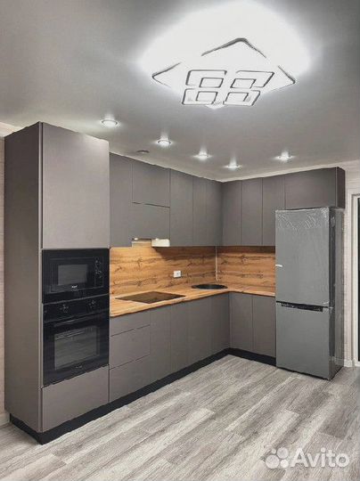 Кухня угловая. Цена за весь проект на фото