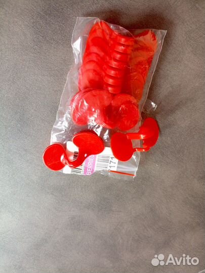 Очки от расклёва для кур