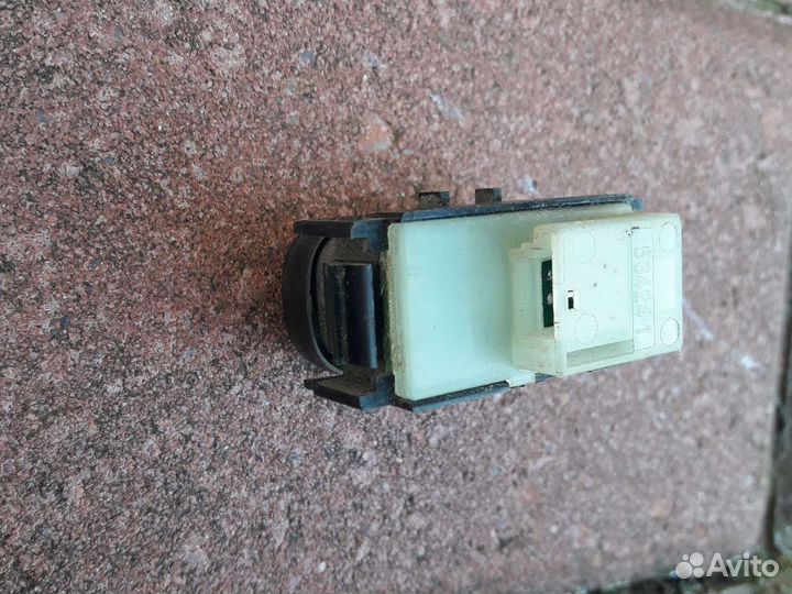 Кнопки Mercedes W140 W124 W220