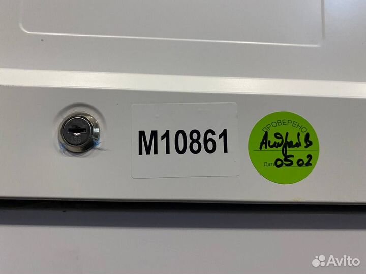 Холодильный шкаф