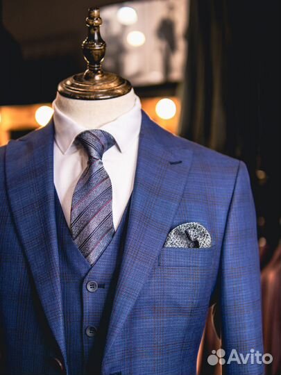 Мужской классический костюм