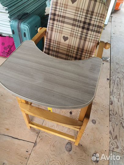 Столик для кормления