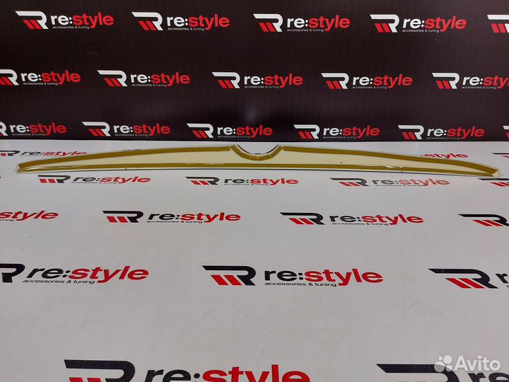 Спойлер Под стекло Toyota Prado 120 Серебро