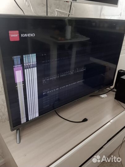 Телевизор dexp 43 полосы на экране