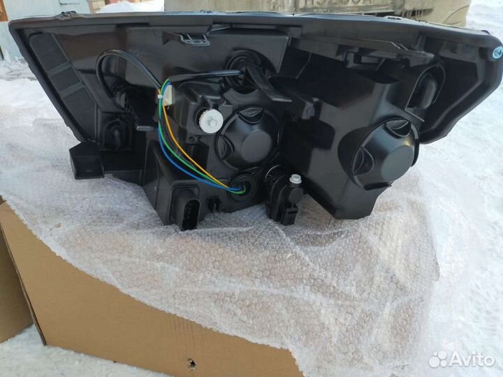 Фара LADA Vesta (левая)