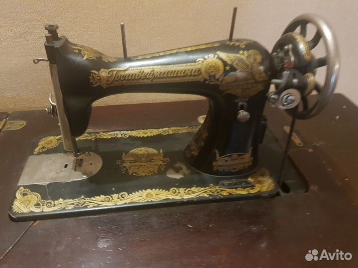 Швейная машина под зингер