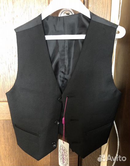 Жилет новый, школьная форма, размер 7 лет