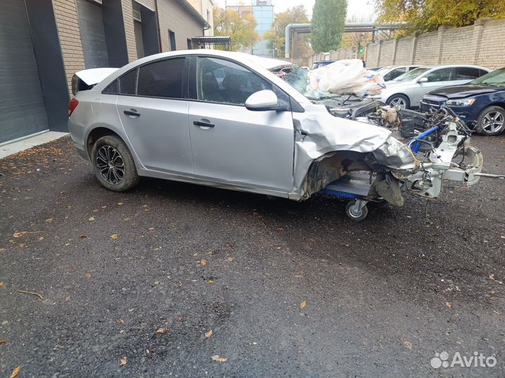Chevrolet cruze разбор