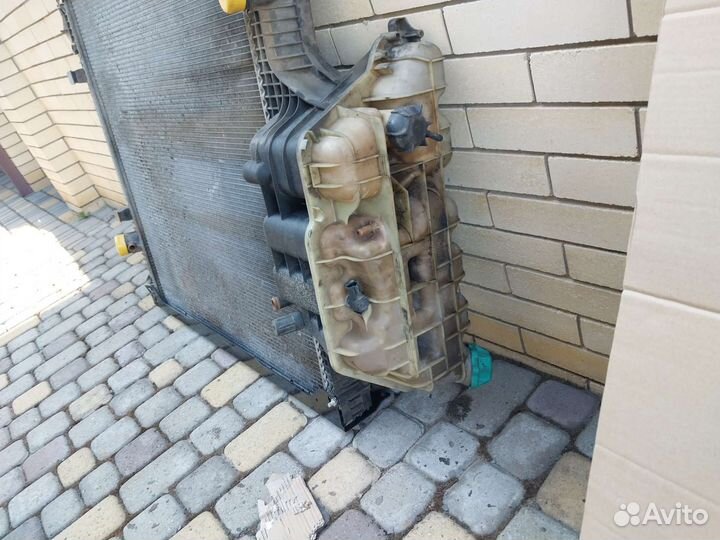 Радиатор охлаждения Ман тга