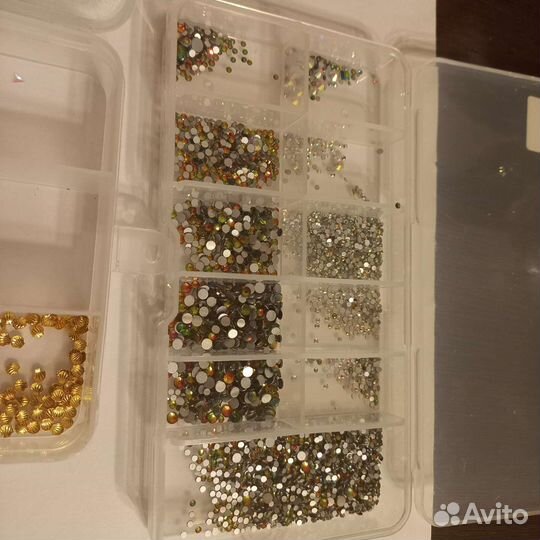 Стразы для ногтей