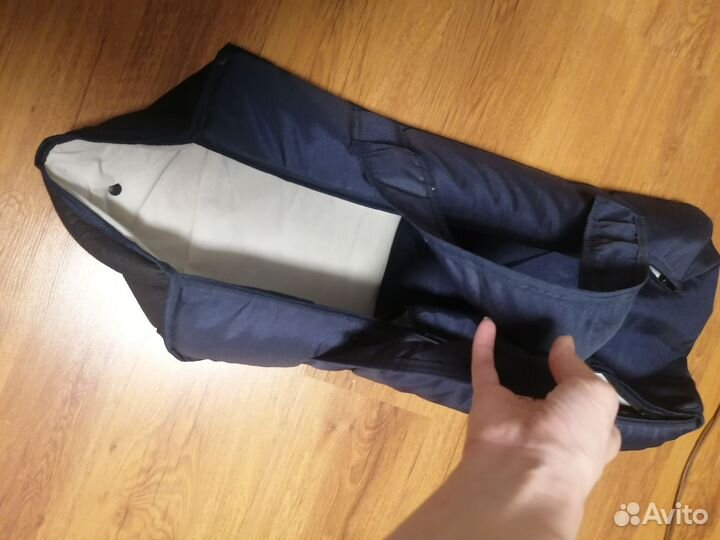 Переноска для новорожденного в машину