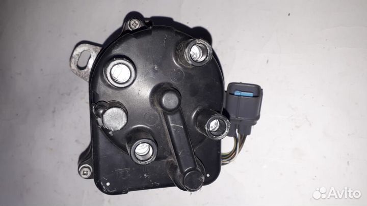 Трамблер Honda CRV B20B 9 контактов