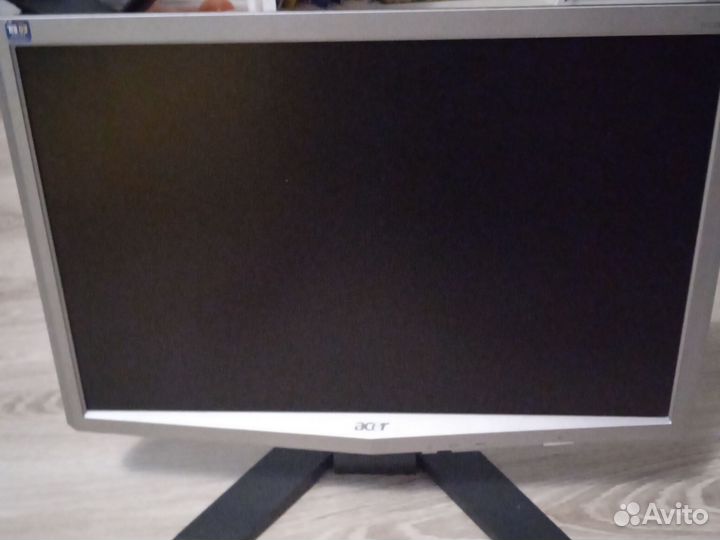 Монитор Acer x193w