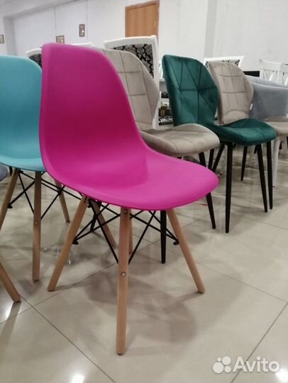 Стул кухонный «Eames DSW»