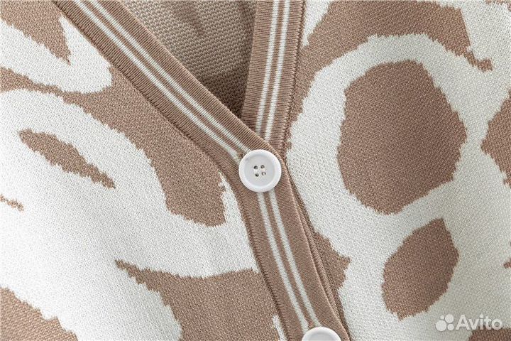 Костюм вязяный новый