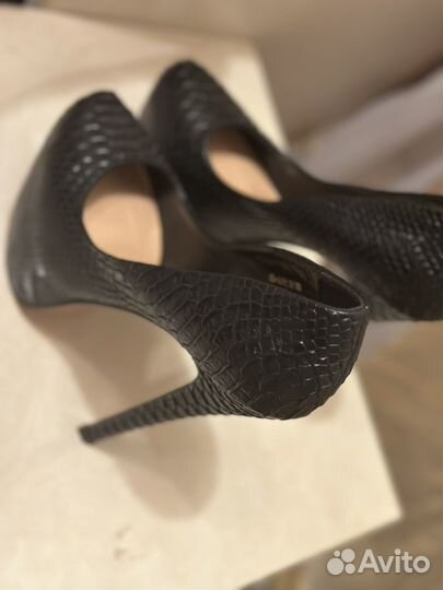Туфли женские 39 размер