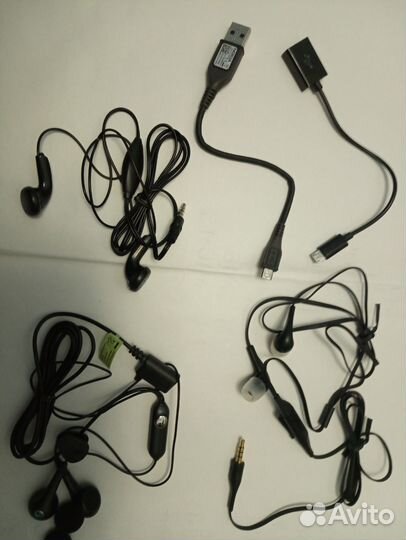 Адаптер, наушники для сотовых телефонов