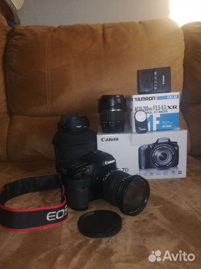 Зеркальный фотоаппарат canon 7D,комплект