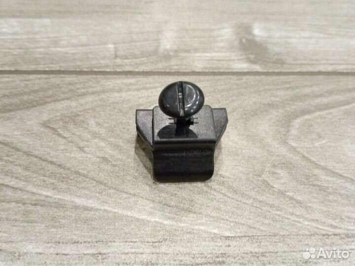 Клипса подкрылка Тойота Рав 4 40 13-19