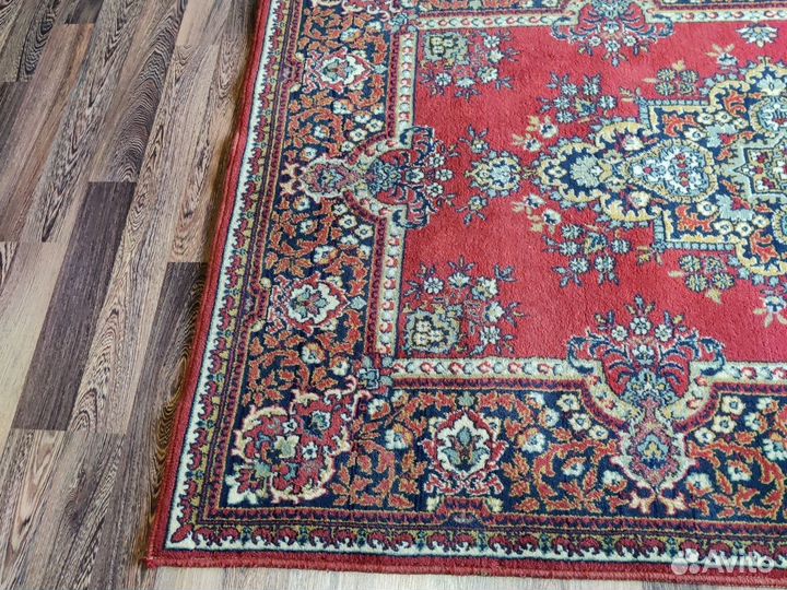 Ковер шерстяной 1,3 на 2,0