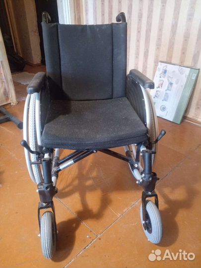 Инвалидная коляска складная бу