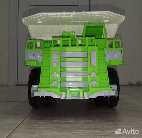 Игрушка Самосвал
