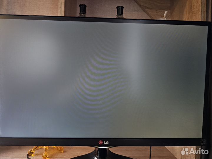 Монитор LG 23MP65