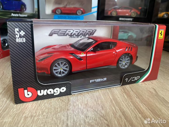 Ferrari f12 tdf 1:32 bburago