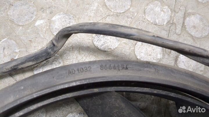 Вентилятор радиатора Volkswagen Passat 5, 2001