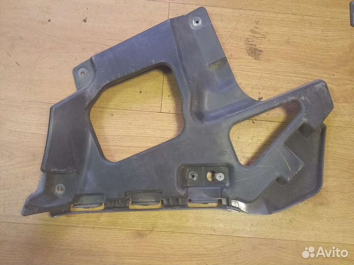 Крепления заднего бампера renault megane2