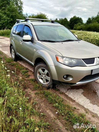 Mitsubishi Outlander 2.4 МТ, 2008, 270 000 км