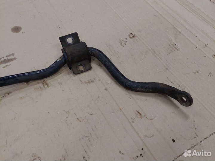 Стабилизатор передний Mitsubishi Galant EA 2.5