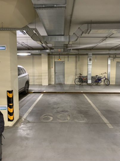 Машиноместо