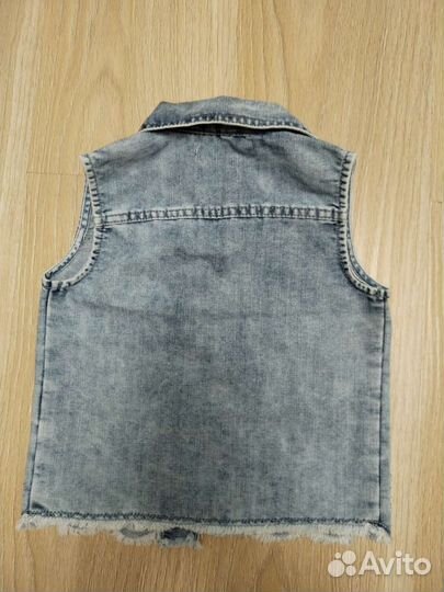 Жилетка для девочки джинсовая
